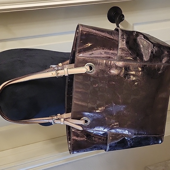 Michael Kors Shimmery Tote Bag - Picture 11 of 16